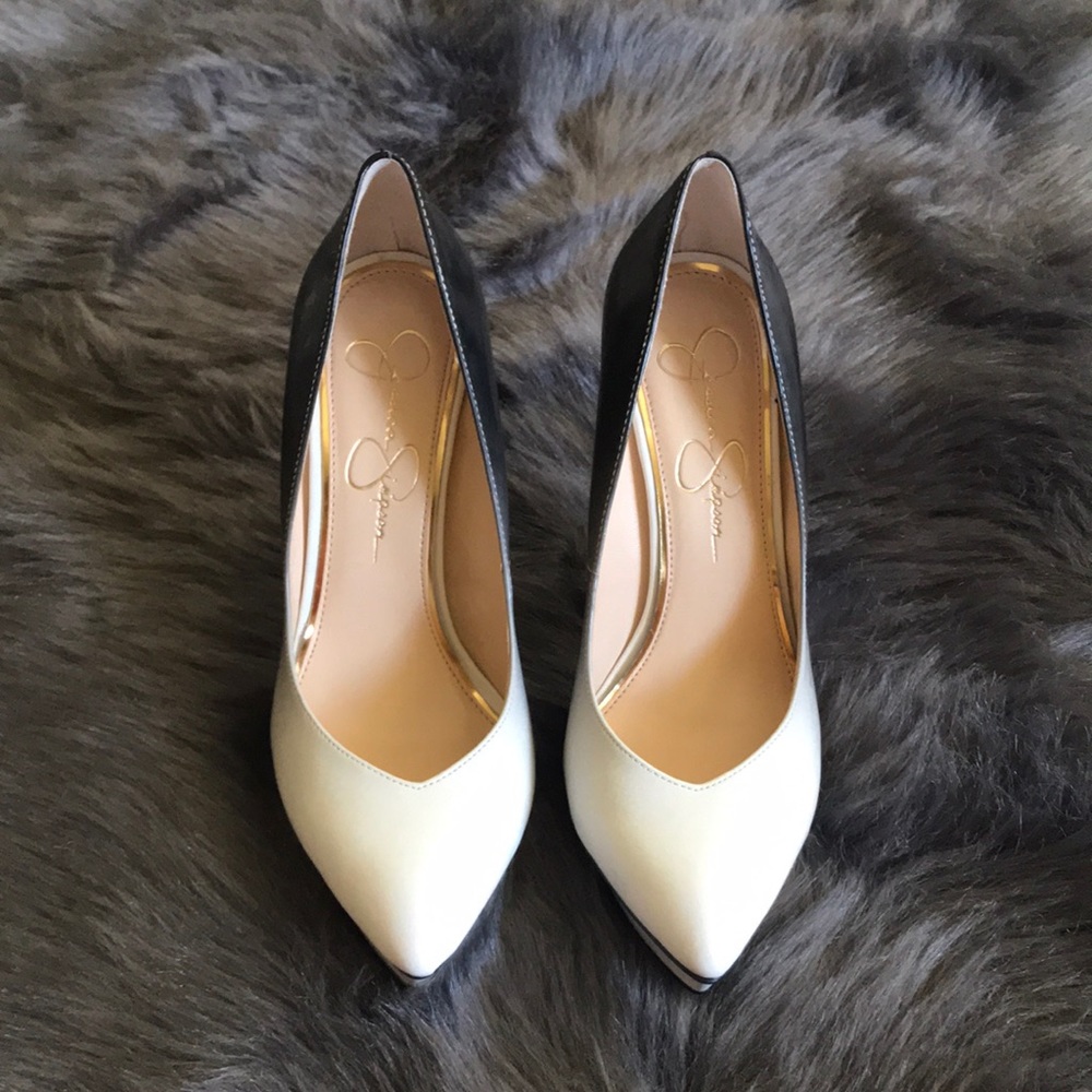 Black and White Jessica Simpson Heels Size 6.5